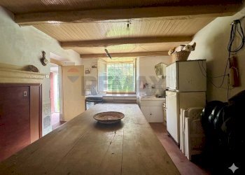 Sala da pranzo - Casa semi indipendente Localita' Valdibura, 2 51020 Sambuca Pistoiese PT, Sambuca Pistoiese - foto 10