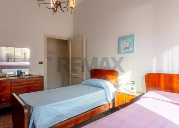 Camera / camera da letto - Quadrilocale VIA FRA BARTOLOMEO
 
147, Prato - foto 23