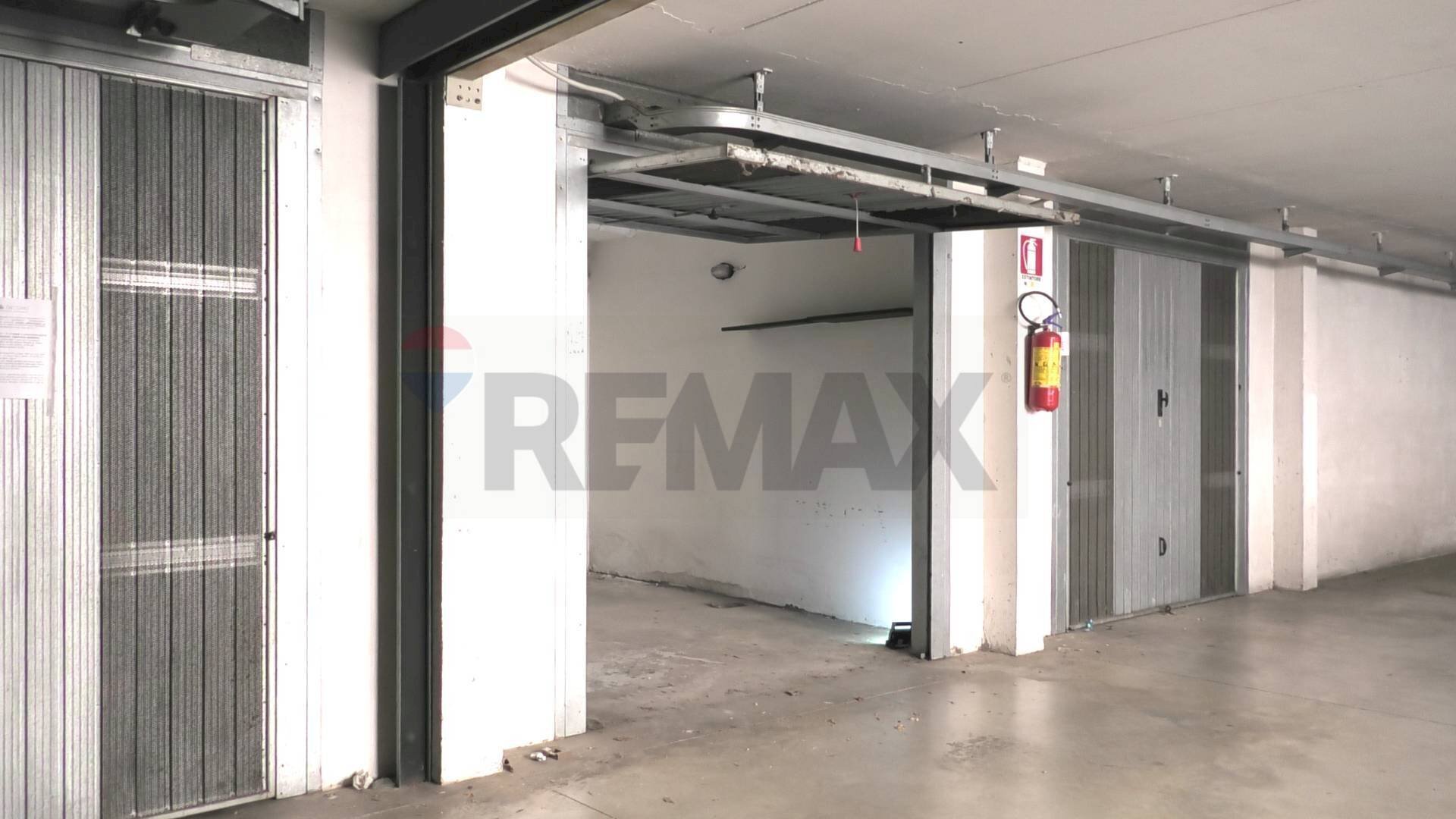 Box - Box Via Strozzi
 
134, Prato - foto 1