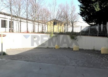 rampa accesso - Box Via Strozzi
 
134, Prato - foto 4