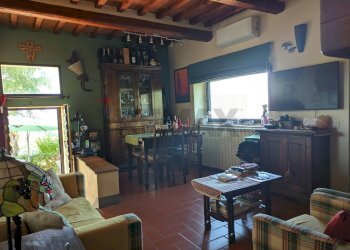 Sala da pranzo - Casa indipendente VIA MONTALBINO
 
10, Montespertoli - foto 12