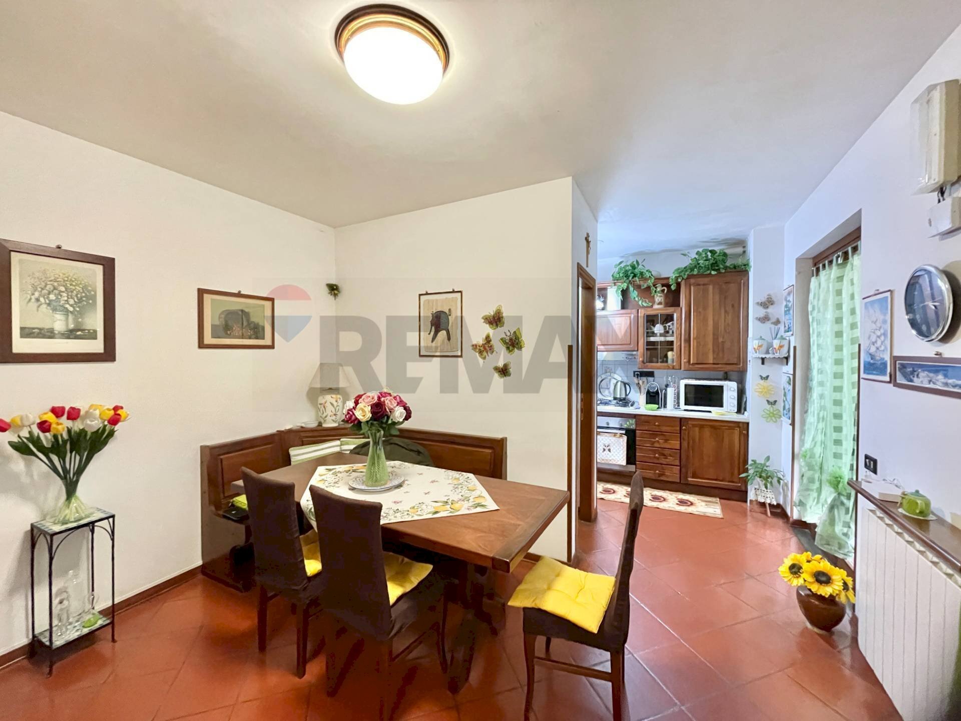 Sala da pranzo - Appartamento via armando cecchini
 
33, Dicomano - foto 1