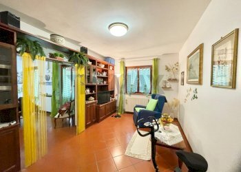 Soggiorno - Appartamento via armando cecchini
 
33, Dicomano - foto 2