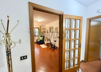 Hall / corridoio - Appartamento via armando cecchini
 
33, Dicomano - foto 11