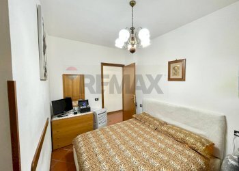 Camera matrimoniale - Appartamento via armando cecchini
 
33, Dicomano - foto 19