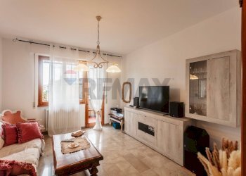 Soggiorno - Quadrilocale Via Petrarca
 
20, Sesto Fiorentino - foto 5