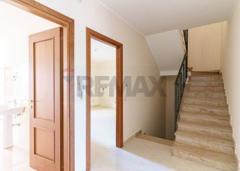 Scale - Villa a Schiera via torretta
 
231, Acireale - foto 18