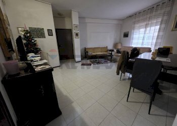 Sala da pranzo - Appartamento Via Don Bosco
 
7, Gravina di Catania - foto 5