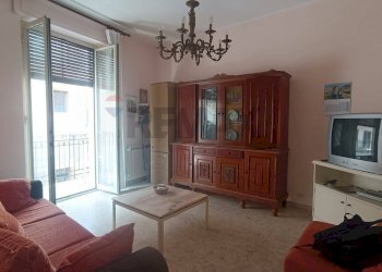 Soggiorno - Quadrilocale via bagnoli croci
 
1, Taormina - foto 1