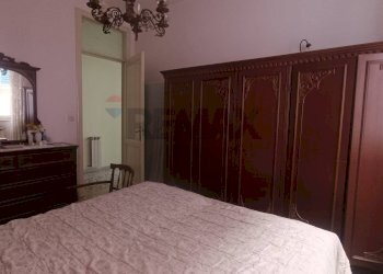 Camera / camera da letto - Quadrilocale via bagnoli croci
 
1, Taormina - foto 31