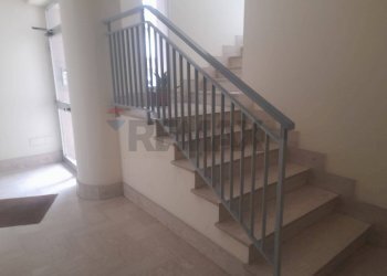 Scale - Appartamento Via Piave
 
89, San Cataldo - foto 7