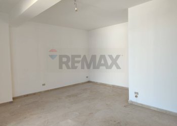 Stanza vuota - Quadrilocale Via Giovanni Verga
 
7, Furci Siculo - foto 4