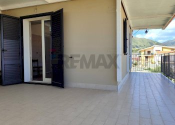 Terrazza - Quadrilocale Via Giovanni Verga
 
7, Furci Siculo - foto 8