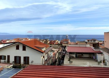 Casa all\'aperto - Quadrilocale Via Giovanni Verga
 
7, Furci Siculo - foto 10