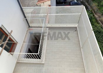 Balcone - Quadrilocale Via Giovanni Verga
 
7, Furci Siculo - foto 17