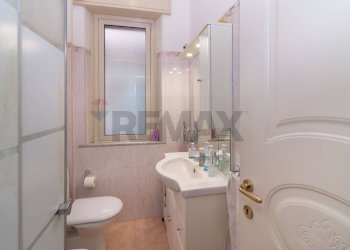 Bagno - Quadrilocale Via Etnea
 
72, Gravina di Catania - foto 18