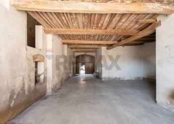 Stanza vuota - Casa semi indipendente Commessaggio - foto 5