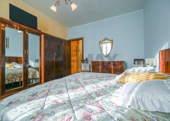 Camera / camera da letto - Bilocale VIA GARIBALDI
26, Viadana - foto 21