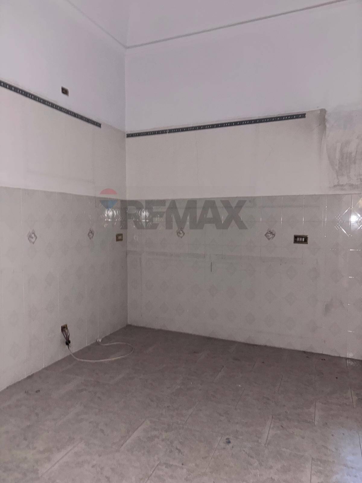 Stanza vuota - Casa indipendente VIA UMBERTO PRIMO
 
27, Francofonte - foto 3