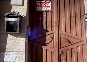 Edificio all\'aperto - Independent house VIA UMBERTO PRIMO
 
27, Francofonte - photo 23