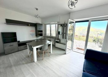 Sala da pranzo - Casa indipendente Località Torbora
 
105, Noli - foto 2