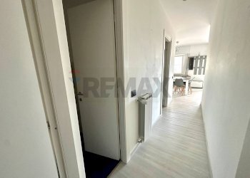 Hall / corridoio - Casa indipendente Località Torbora
 
105, Noli - foto 5