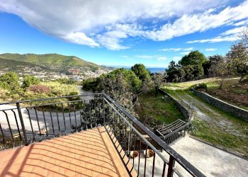 Balcone - Casa indipendente Località Torbora
 
105, Noli - foto 38