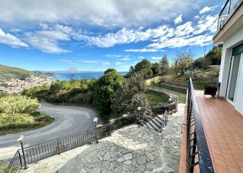 Vista dell\'acqua - Casa indipendente Località Torbora
 
105, Noli - foto 44