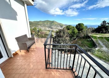 Balcone - Casa indipendente Località Torbora
 
105, Noli - foto 47