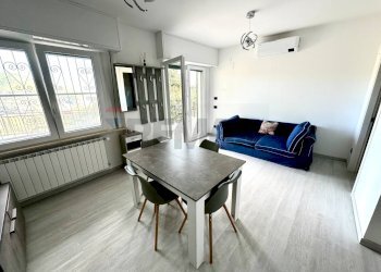 Sala da pranzo - Bilocale Località Torbora
 
105, Noli - foto 2