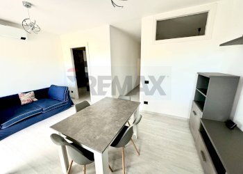 Sala da pranzo - Bilocale Località Torbora
 
105, Noli - foto 4