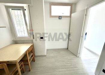 Hall / corridoio - Bilocale Località Torbora
 
105, Noli - foto 8