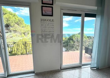 Stanza vuota - Trilocale Località Torbora
 
105, Noli - foto 8