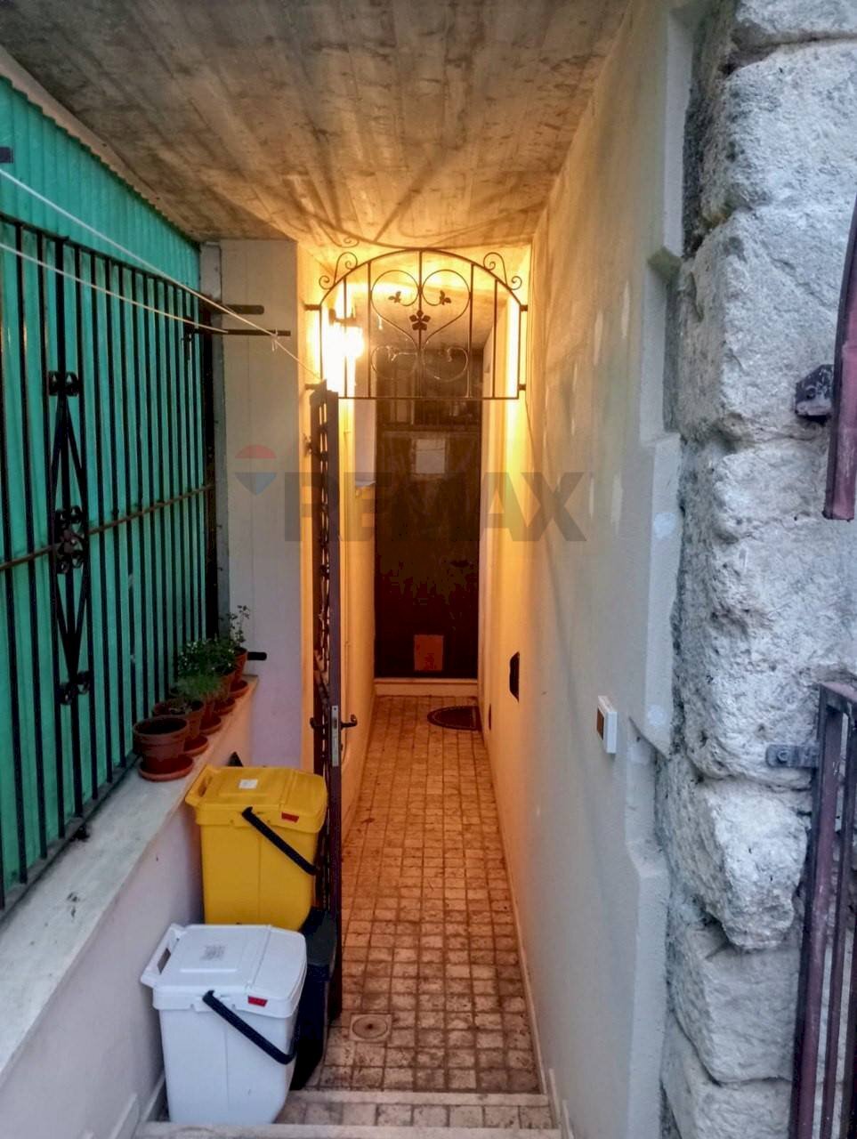 Hall / corridoio - Quadrilocale via ed arco san Jacopo Rivera
27, L'Aquila - foto 2