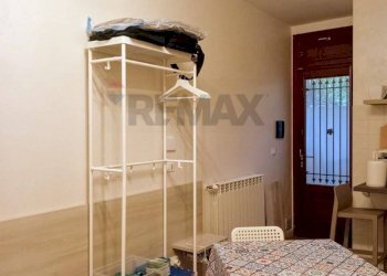 Camera / camera da letto - Quadrilocale via ed arco san Jacopo Rivera
 
27, L'Aquila - foto 5