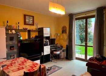 Sala da pranzo - Bilocale via Sant'Agata
 
46, Morengo - foto 5