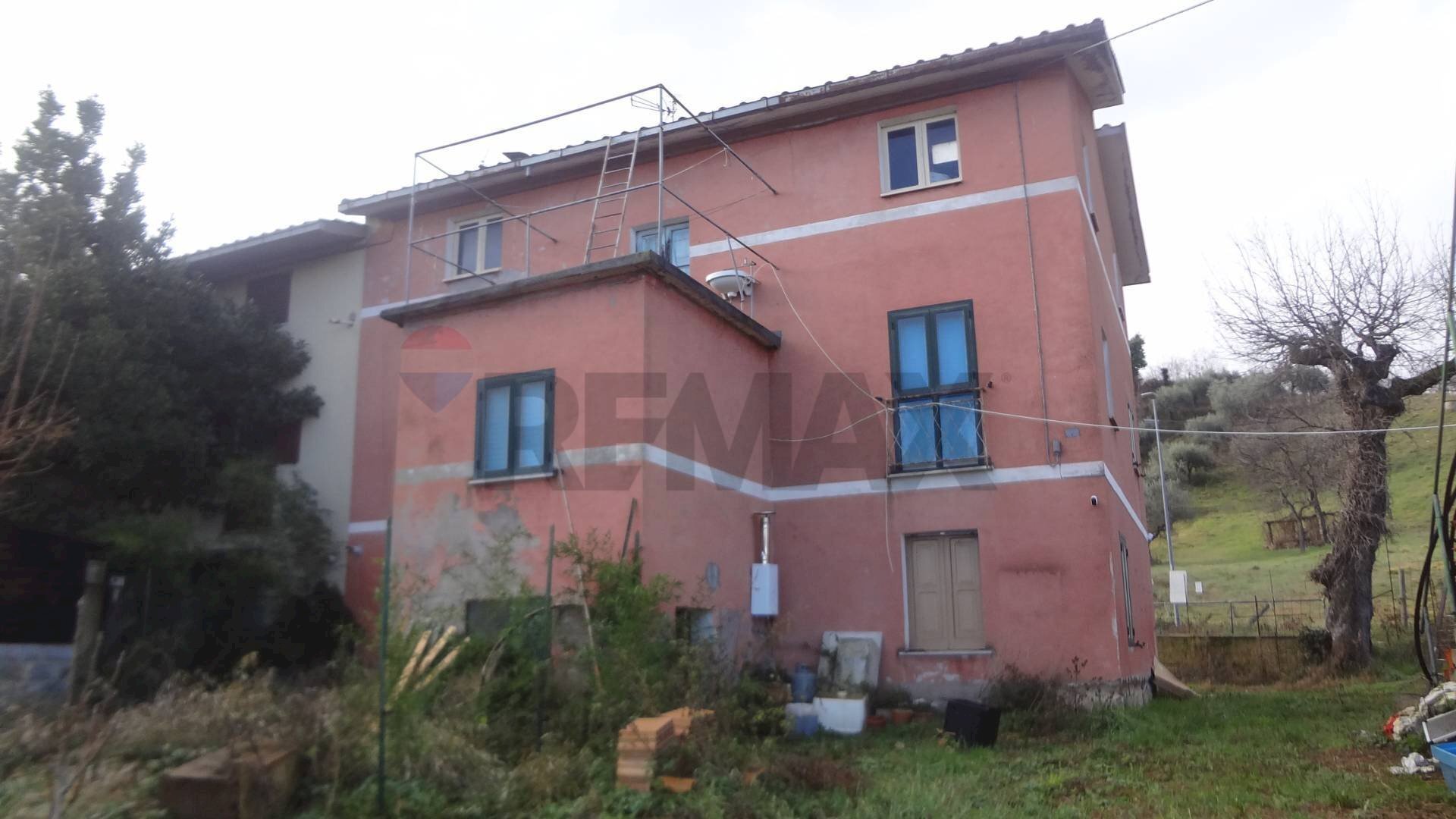 Casa all\'aperto - Casa semi indipendente via Anello
 
62, Guardiagrele - foto 3