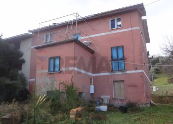 Casa all\'aperto - Casa semi indipendente via Anello
 
62, Guardiagrele - foto 3