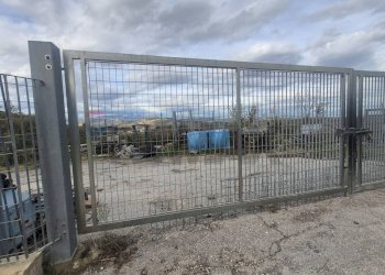 Edificio all\'aperto - Locale Commerciale Contrada Cunetta, Castilenti - foto 3