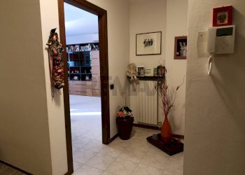 Hall / corridoio - Trilocale via dei fiori
 
6, Cerro al Lambro - foto 9