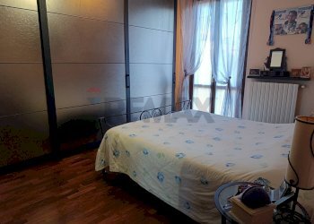 Camera / camera da letto - Trilocale via dei fiori
 
6, Cerro al Lambro - foto 10