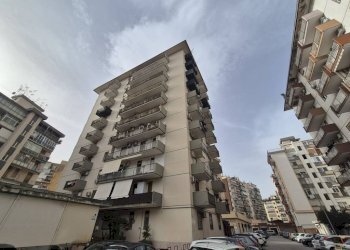 Foto 1 - Trilocale Via Domenico Tempio
 
19, Palermo - foto 1