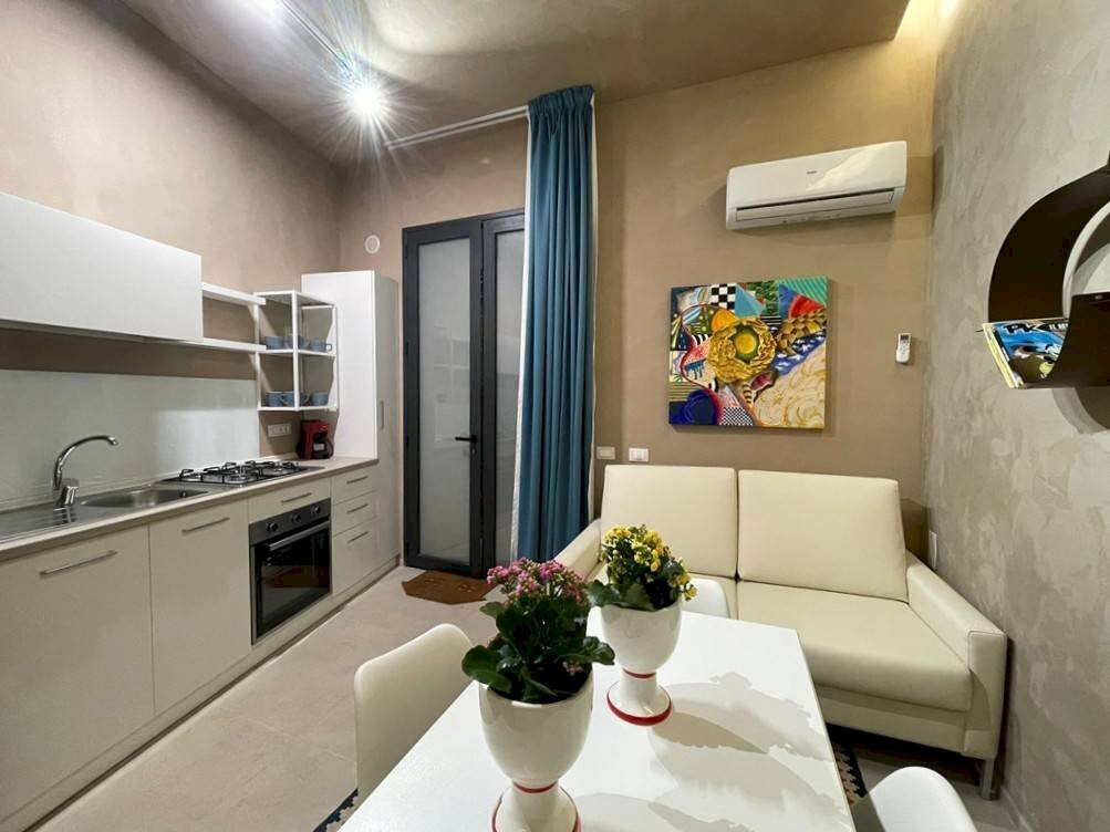 Foto 3 - Two-room apartment Via Bara all' Olivella
 
25, Palermo - photo 3