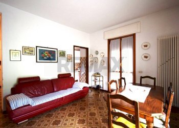 Sala da pranzo - Appartamento Strada Carbogna
 
36, Palanzano - foto 1