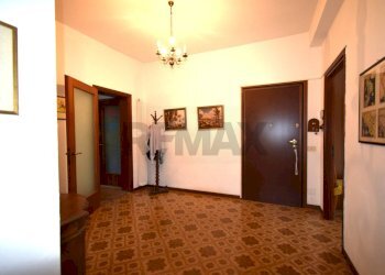 Hall / corridoio - Appartamento Strada Carbogna
 
36, Palanzano - foto 8