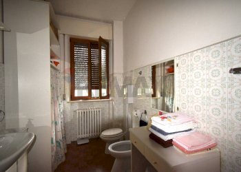 Bagno - Appartamento Strada Carbogna
 
36, Palanzano - foto 12