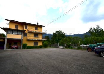 Edificio all\'aperto - Appartamento Strada Carbogna
 
36, Palanzano - foto 28