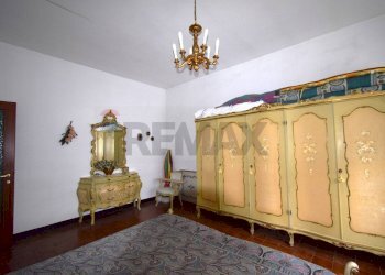 Camera / camera da letto - Trilocale Strada Carbogna
 
36, Palanzano - foto 14