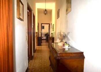 Hall / corridoio - Trilocale Strada Carbogna
 
36, Palanzano - foto 15