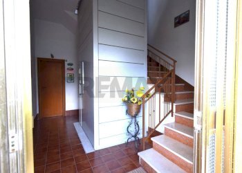 Scale - Office Strada Carbogna
36, Palanzano - photo 10